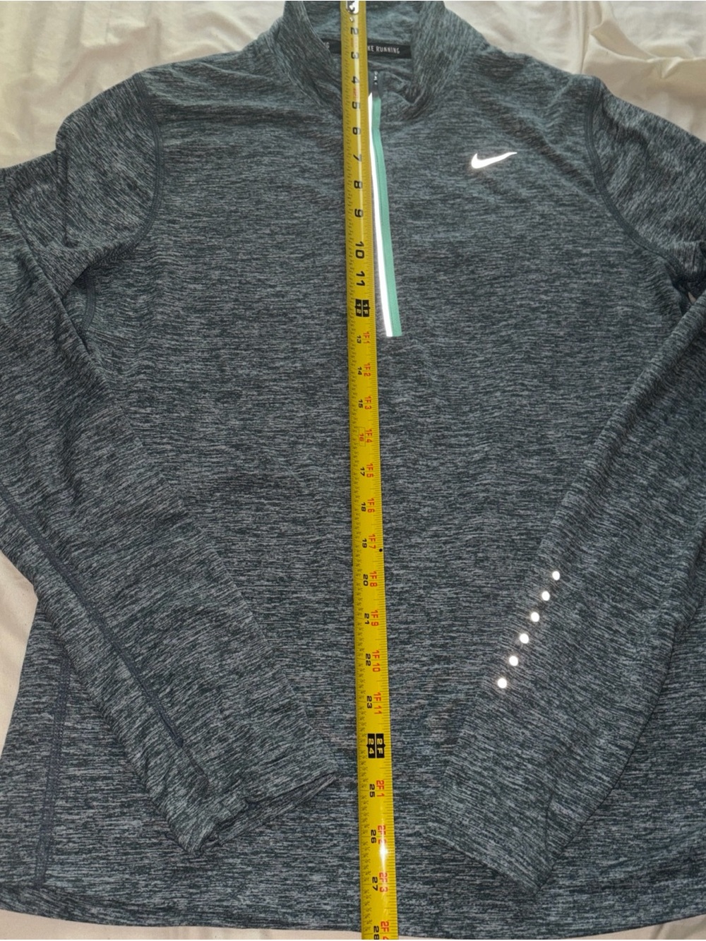 Nike Women's Dark Heather Gray Quarter-Zip Utility Jacket with Reflective Logo M